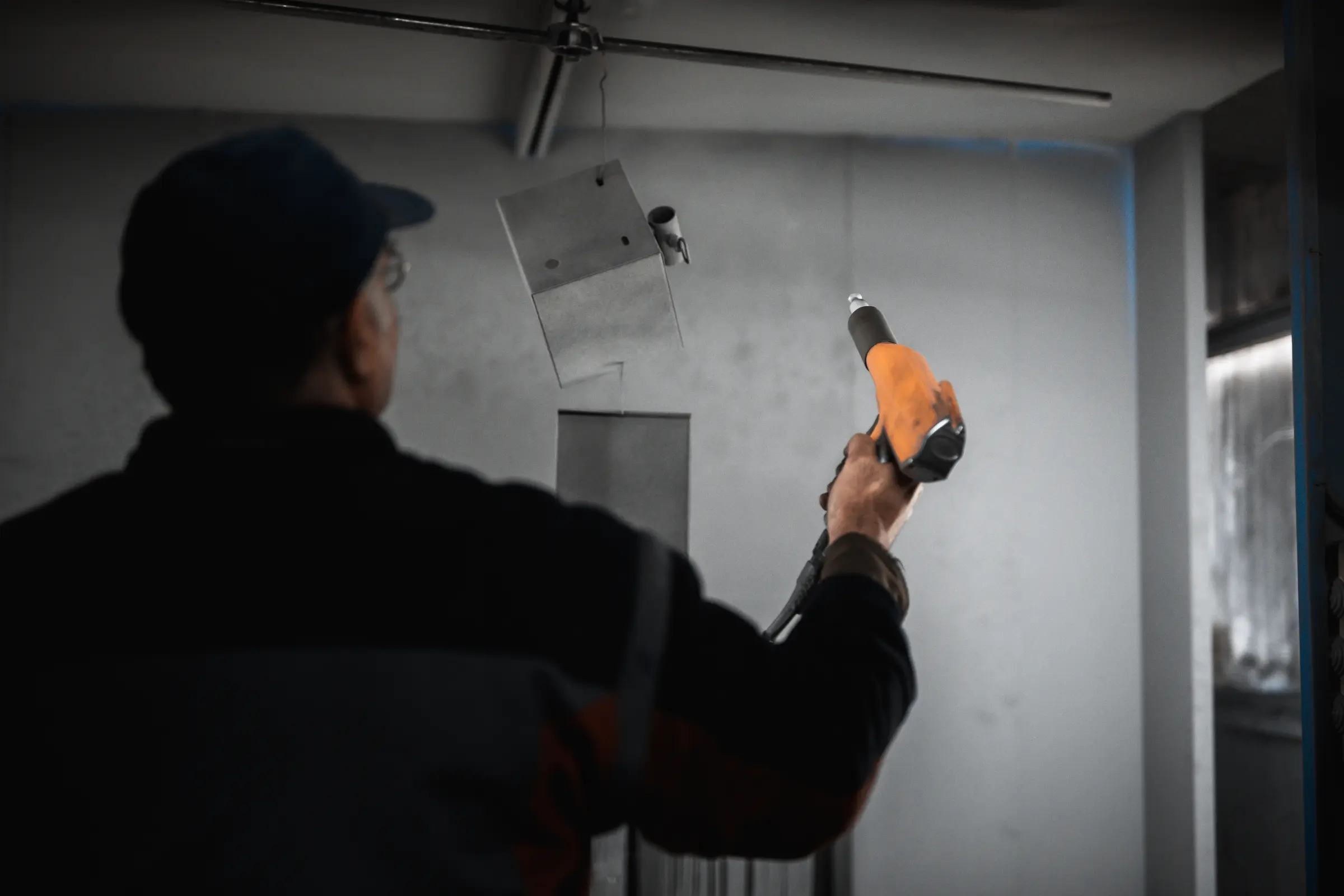 Elektrostatično plastificiranje u proizvodnom pogonu Metal-M